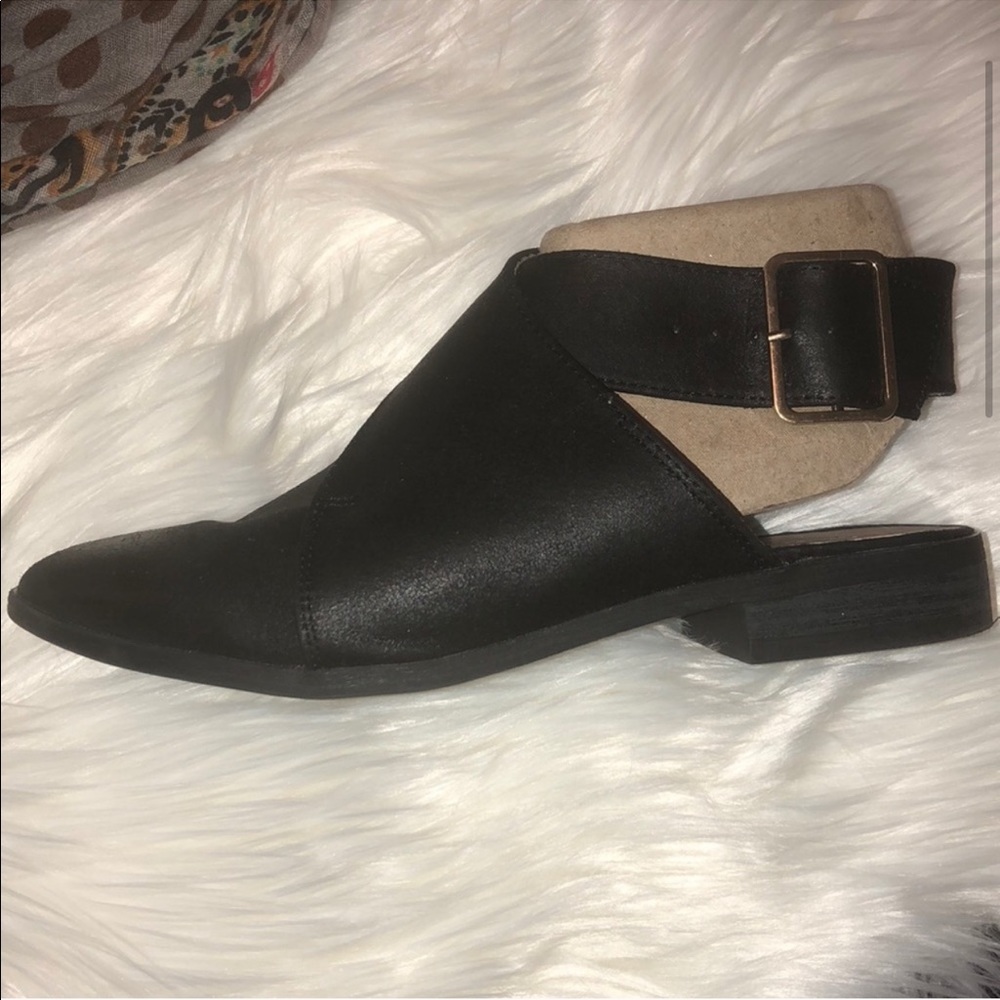 Buckled Booties - Picture 4 of 7